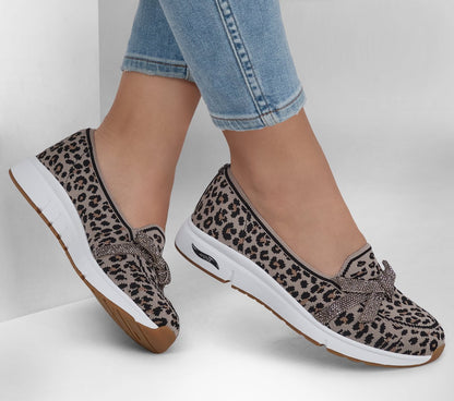 Skechers Women | Martha Stewart: Arch Fit Living