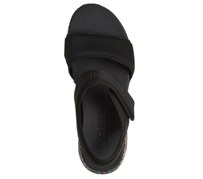Skechers Women | JGoldcrown: UNO - Sea Of Love